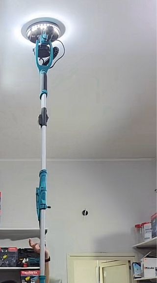 Levigatrice telescopica per muri 800W a Giraffa con LED