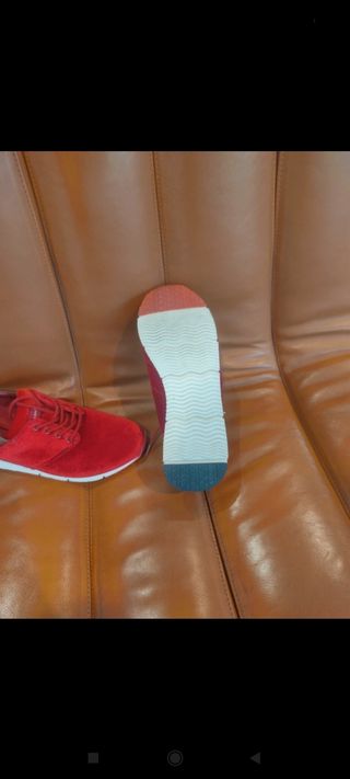 Zapatillas rojas