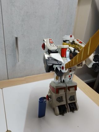 MEGAZORD LEON POWER RANGERS