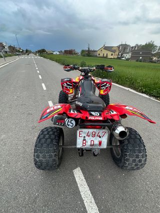 Quad ATV - Red Bull Edition polaris predator 500