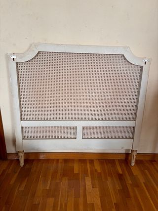 Cabezal de cama de madera