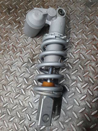 Amortiguador trasero Yamaha R6.2017-2025.Nuevo.