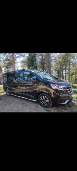 RENAULT TRAFIC CAMPER 2023
