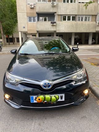 Toyota Auris 2015
