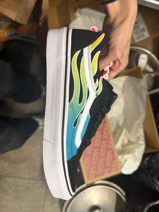 vans