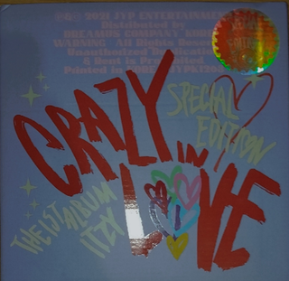 itzy the 1st album crazy in love