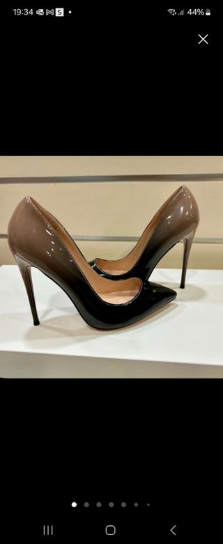 Magníficos zapatos de tacon talla39 elegantes .