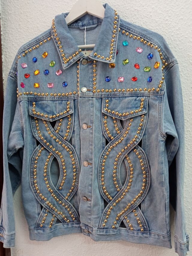 Chaqueta vaquera detalle