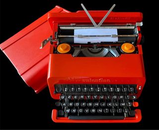 olivetti valentine come nuova e funzionante /1970