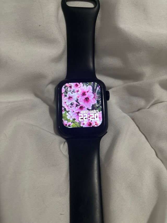 SmartWatch, como nuevo, se vende con cargador