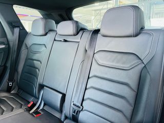 Volkswagen Touareg R-Line  3.0 TDI V6 231 CV 4Motion
