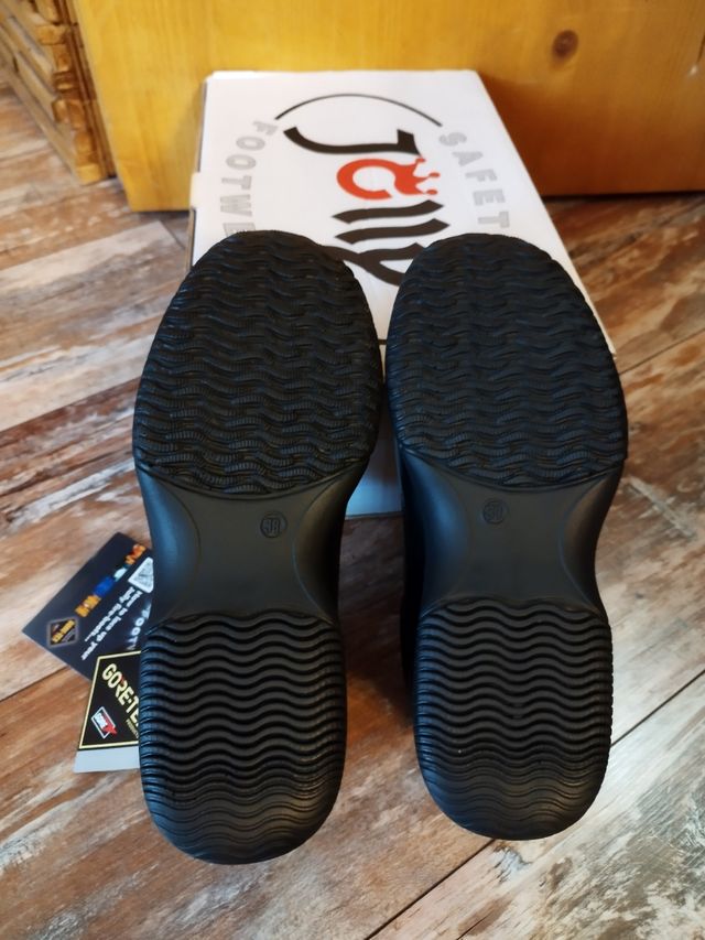 Scarpe Gore-Tex nere simil Hogan