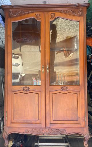 set di armadi antichi in legno