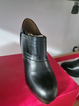 BOTINES DE MUJER NUEVOS