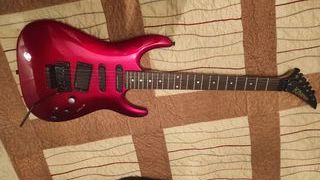 Guitarra Eléctrica Kramer de Piperrak