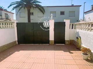 Casa adosada en venta en Regueral - Prat d'en Forés en Cambrils