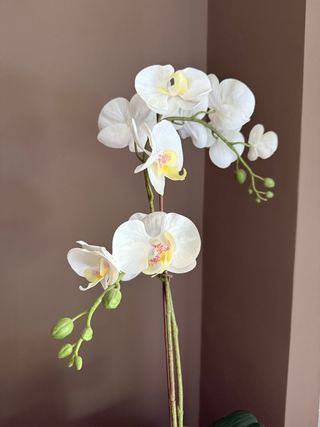 Orquidea Artificial IKEA con macetero