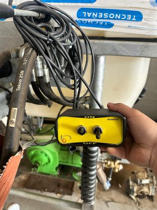 Mando para maquina de fumigar