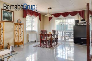 Chalet en venta en Font Verda en Granollers