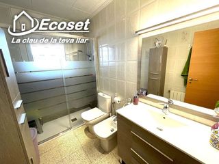 Chalet en venta en Vallirana