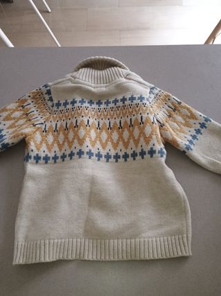 Maglione aperto con bottoni 12 mesi panna