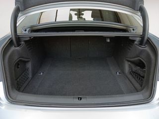 Audi A4 35 eTFSI advanced
