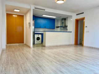 Piso en venta en Les Marines/Las Marinas en Dénia
