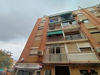 Piso en venta en Artigas - Llefià en Badalona