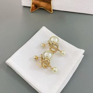 Pendientes de perlas Dior