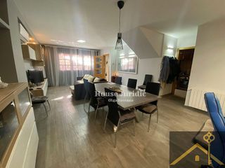 Casa pareada en venta en Els Molins en Mataró