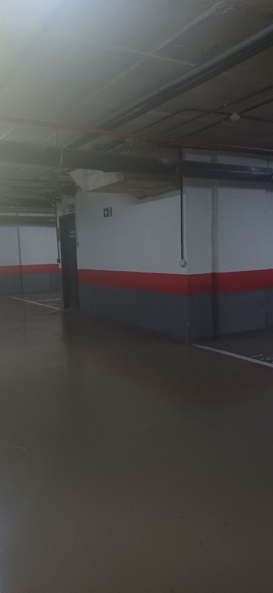 Plaza pàrquing en Sant Just Desvern 440x230 cm