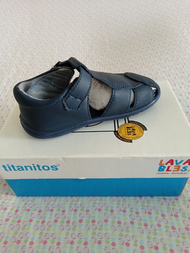 Sandalias Titanitos número 26