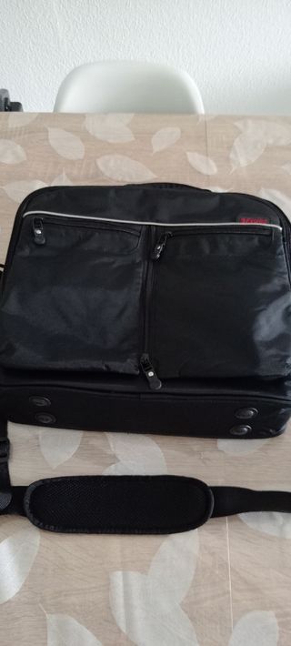 Maletín portátil Esselte - Negro