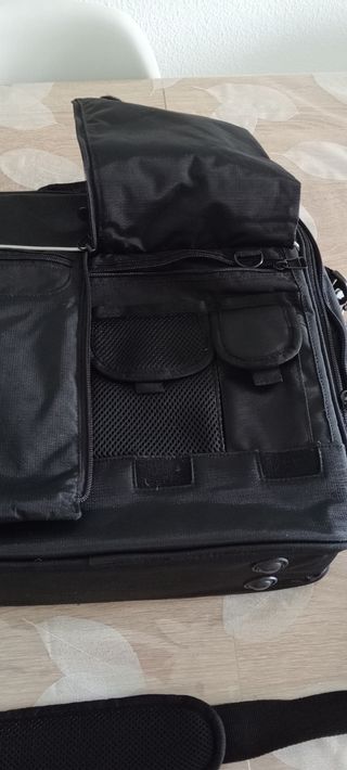 Maletín portátil Esselte - Negro