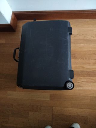 Maleta Samsonite negra