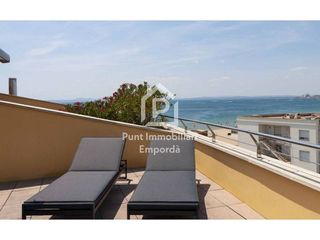 Piso en venta en Salatar en Roses