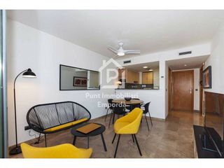 Piso en venta en Salatar en Roses