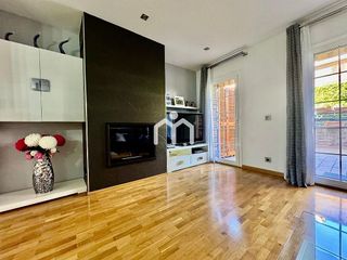 Casa en venta en Montigalà -Sant Crist en Badalona