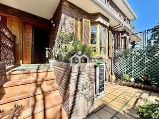 Casa en venta en Montigalà -Sant Crist en Badalona