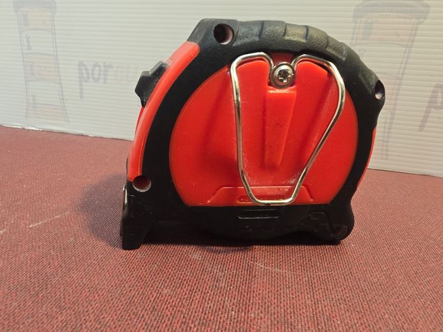 Flexómetro Milwaukee 25ft