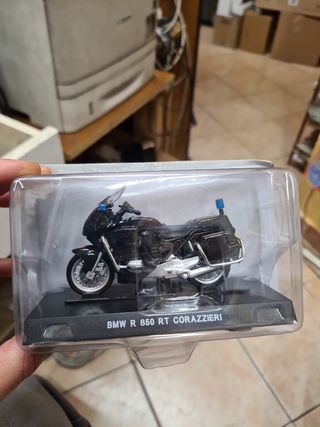Modellino bmw r 850 rt corazzieri 