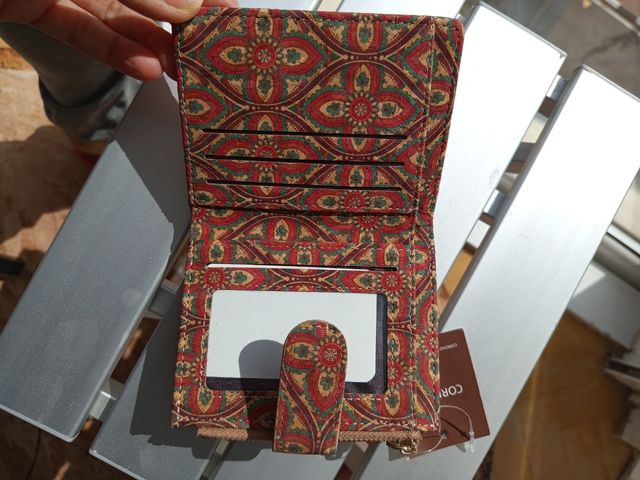 Cartera corcho. Nueva con etiqueta
