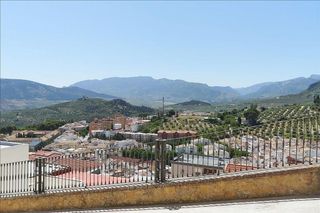 Casa en venta en Ctra. Circunvalación - La Magdalena en Jaén