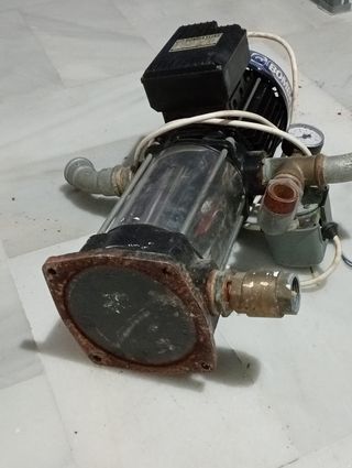 Bomba eléctrica vertical Elias Nova 20M