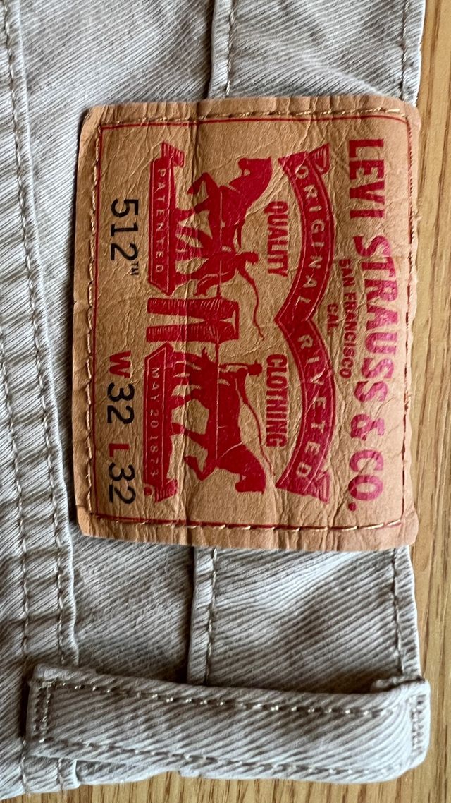 Levis 512 w32 L32