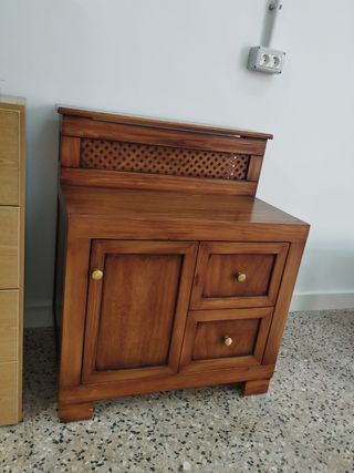Mueble madera maciza - Cubre radiador
