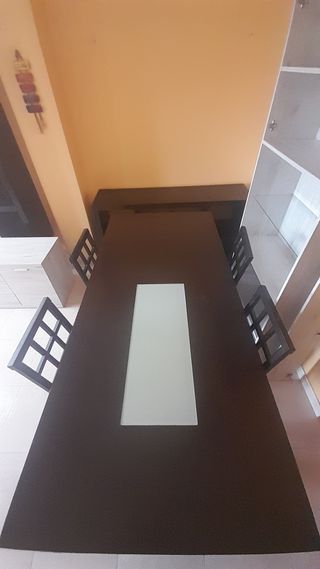 Mesa extensible + 4 sillas