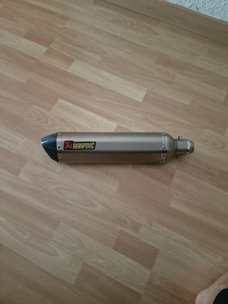 Escape Akrapovic - Moto