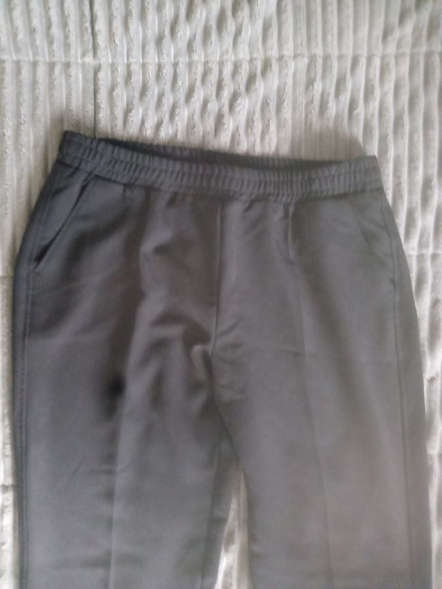 Pantaloni neri con elastico in vita tg 48