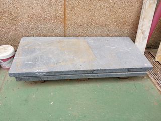 Plancha de mármol negro para encimeras.